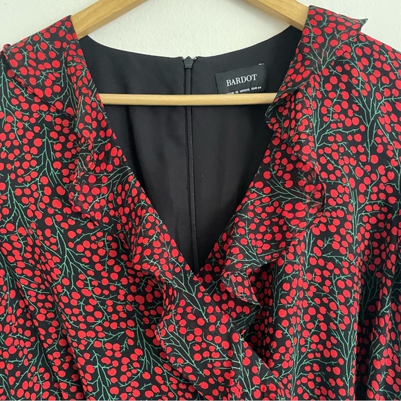 Bardot Faux Wrap Mini Dress Floral Cherry Red & Black, Size XL - Picture 5 of 7